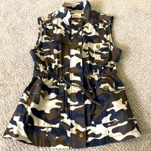 Military camo vest